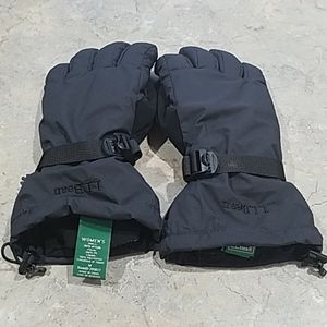Warm winter gloves
